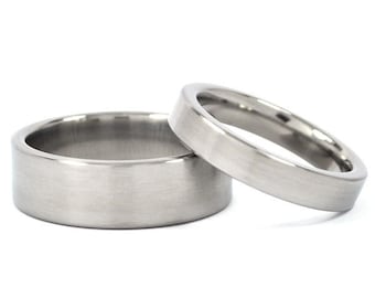 New His And Hers Wedding Band Set - Titanium Rings Matching Wedding Bands : 7F-B.4F-B