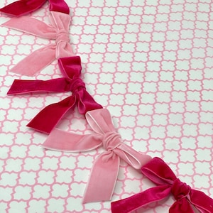 Wall Bow Garland for Party, Velvet Garlands, Custom Bow Birthdays, Baby Shower & Parties, Birthday Wall Decor, Pink Bow Garland