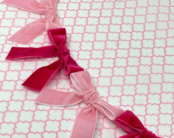 Velvet Bow Garland: Custom Party Wall Decor