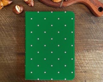 Green with Pink Polka Dots iPad Case with Apple Pencil Holder Cover for Air/Pro/Mini Case 11 12.9 13 Inch 2024 M2 M4 Protective iPad Sleeve