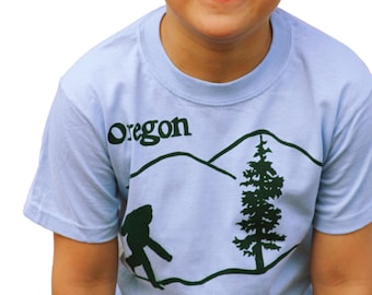 Oregon Bigfoot | Infantil | Sasquatch | Camiseta macia | Camisetas da cidade natal