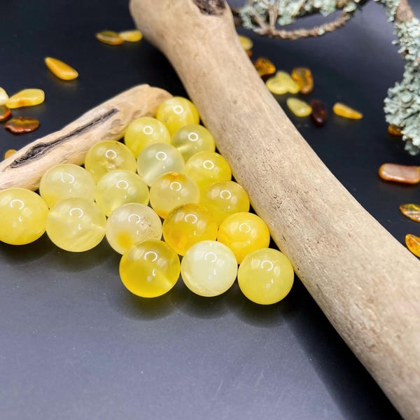 11mm Royal Amber round beads, polished Butterscotch Amber loose pearls