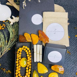 Prana Amber gift bags and gift boxes
