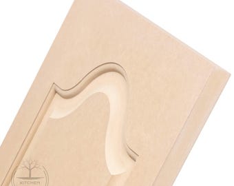 Puertas de armario de MDF — Estilo catedral con paneles en relieve, hechas a medida