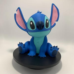 3D-printed Jumbo Size Stitch Gift Decoration.