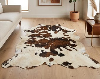 Alfombra grande de piel de vaca tricolor auténtica, marrón, negro y blanco, piel natural, alfombra de área irregular de cuero genuino, decoración para sala de estar y dormitorio.
