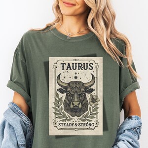 Camiseta vintage con la carta del tarot de Tauro, camiseta de astrología del zodiaco, camiseta con el símbolo del horóscopo, camiseta vintage de astrología, regalo para adolescentes.
