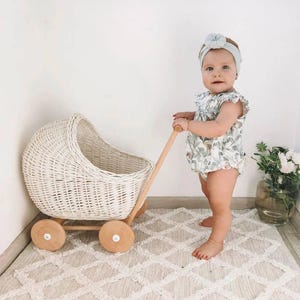 Vintage kinderwagen voor kinderen Handgemaakte rieten poppenwagen Natuurlijk rotan poppenwagen Perfect cadeau voor peuter