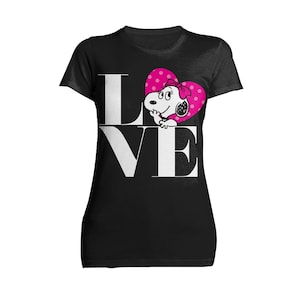 Camiseta oficial de Peanuts Belle Love para mujer / Camiseta de dibujos animados de la hermana de Snoopy. Un bonito regalo de San Valentín para los fans de los cómics clásicos.