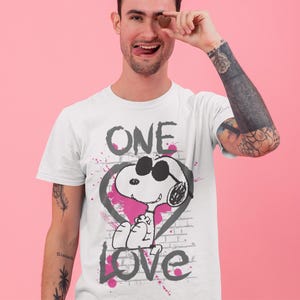 Peanuts Snoopy Graphic One Love Official Men's T-Shirt Retro Snoopy Gift For Charlie Brown Shirt Peanuts Graphic Tee Vintage Cartoon Gifts