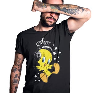 Camiseta oficial para hombre con auriculares Tweety de Looney Tunes, camiseta con gráficos musicales retro, regalo divertido para fanáticos del pájaro Tweety, camiseta clásica de dibujos animados.