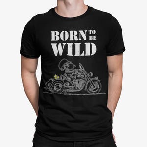 Camiseta oficial para hombre de Peanuts Snoopy Sketch Born Wild, camiseta de Woodstock para andar en bicicleta, regalo clásico de tira cómica para fanáticos, camiseta gráfica informal
