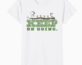 Peanuts Snoopy Woodstock Sommer Camp Scouts Abenteuer Natur Retro offizielles Frauen-T-Shirt