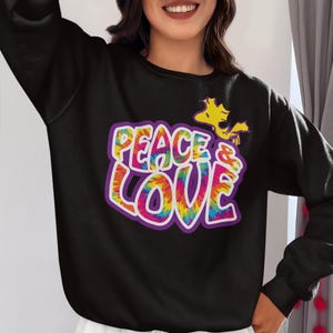 Sudadera oficial de Peanuts Woodstock Peace Love, suéter retro de dibujos animados, acogedor regalo de tira cómica, cuello redondo vintage de Snoopy