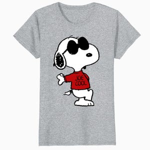 Peanuts Snoopy Joe Cool Women’s T-Shirt | Retro 80s 90s Cartoon Graphic Tee | Old School Comic Geek Shirt | Official Snoopy Fan Gift