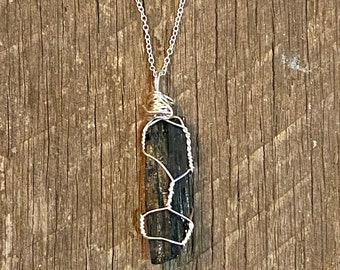 Black Tourmaline, Healing, Clears Negative Energy, Encourages Positive Attitude, Strengthens Immune System