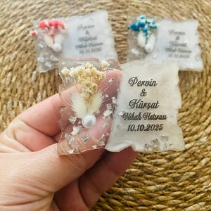 Wedding Favor Magnet, Personalized Wedding Magnet,Wedding Favors for Guests, Wedding Thank you gift, Magnet Favors,Epoxy Personalized Favors