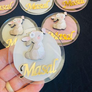 Calamita in plexiglas con coniglio - Calamita personalizzata - Calamita per frigorifero personalizzata, regali per neonati, regali per bambini, regali personalizzati, bomboniere personalizzate