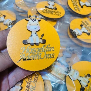 Giraffe  Magnet, Personalized Baby Magnet,Baby Favors for Guests, Giraffe Party Favors Gift, Giraffe Birthday Party Gift