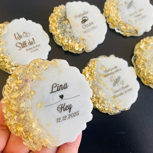 Wedding Favor Magnet, Personalized Wedding Magnet,Wedding Favors for Guests, Wedding Thank you gift, Magnet Favors,Epoxy Personalized Favors