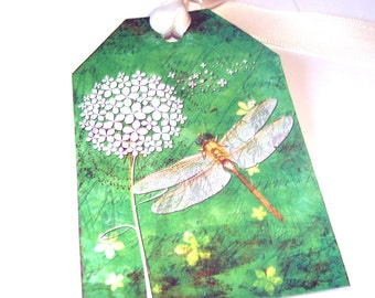 Dragonfly Tags-Set Of 6-Green Dragonfly-Summer Tags-Flower Tags-Nature Tags- Insect Tags -Gift tags-Junk Journaling-Scrapbooking-Handmade
