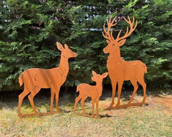 Rusty Metal Deer Family Garden Stake, Heavy Duty Steel Wildlife Yard Art, Outdoor Rustic Lawn Decor, Corten Style Sculpture