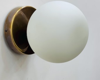 Mid Century Brass Wall Sconce | 1950s Raw Brass Globe Vanity Light Fixture | Minimalist Wall Lamp | Vintage Style Wall Lighting