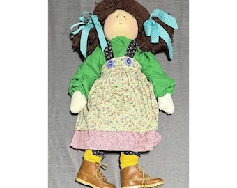 Gretchen Wilson's Little Souls Doll 1998 "Zoe" Signed