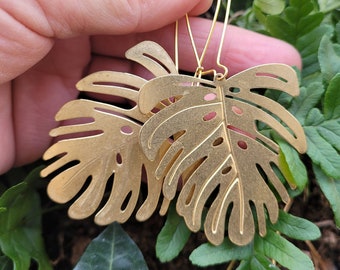 Long Raw Brass Monstera Earring,Plant Leaf Jewelry,Nature Lover Gift,Holiday Gift,Eclectic Unique jewelry,Boho Leaves Earring,Alloy Metal