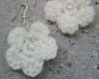 Unique Holiday Gift to Her,Ivory crochet Flower Earring Pearl,Floral Accessory,Hygge Rose Earring,Handmade Earring OOAK,Handmade Folk