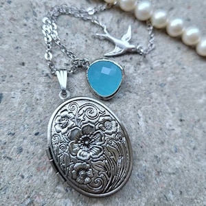 Birthstone Secret message locket Bird,Swallow Personalized,Anniversary Gift to Her,Vintage style necklace antique style,Picture Photo locket