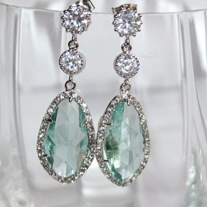Green Erinite earring,Chandelier Earrings,Statement Crystal Peridot Rhinestone Teardrop Earring,Green Bridal Jewelry,LUX Luxury Earring