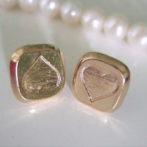 Regalo de San Valentín para ella, Pendientes de corazón de oro, Joyería de corazón, Sementales cuadrados, Pendiente de corazón, Pendiente diario simple nimalista, Poste de oreja, 10 mm