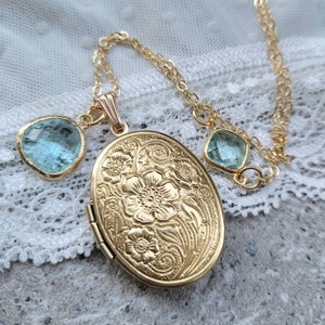 Birthstone Secret message locket,AntiqueGold Brass Locket,Personalized Gift Mother Wife,May,Vintage style necklace,Oval Picture Photo locket