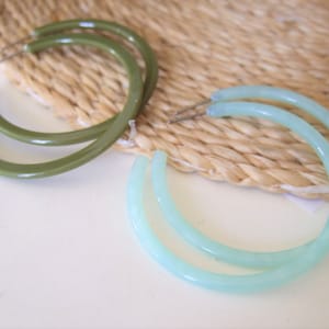 Green Hoop Earring,Brunette Brown,Gift to Her,90s,Lightweight Acrylic Thin earring,Acetate Hoop,Tortoise shell Earring,Circle hoop