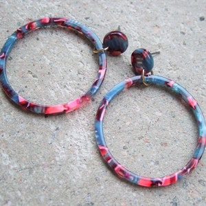 Acetate hoop earring,Multi Red Blue Tortoise Earrings,90s,Circle Hoop Earrings,Acetate hoops,Circle rounds,Autumn jewelry,Ear studs,42mm