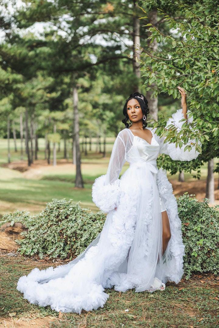 Bridal Robe, Wedding Robes for Brides, Tulle Robe, Wedding Day Robe, Gift for Bride to be, Bridal morning robe, long wedding robe,2025 bride