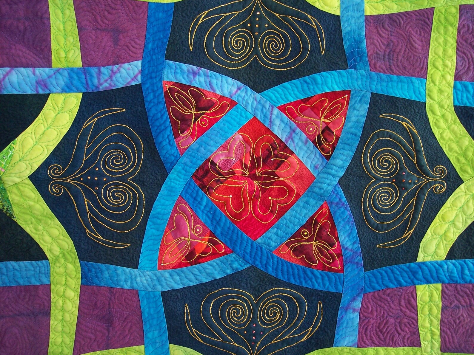 Quilted Wall Hanging Celtic Heart Rhapsody Quilt - Etsy