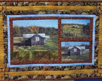 Quilted wall hanging October Scene, barn quilt