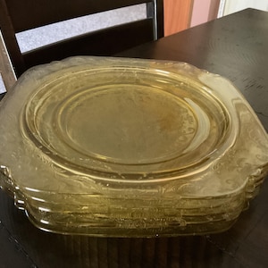 Madrid by Federal Glass, Five Yellow Depression Glass Luncheon Plates