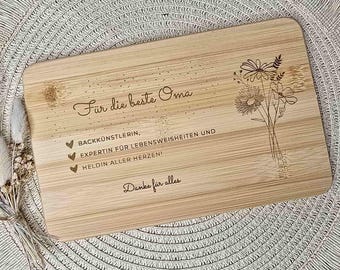 Graviertes Schneidebrett Holz – Geschenk für Oma & Großeltern | Personalisiert | Eltern Geschenkidee | Geburtstag, Weihnachten