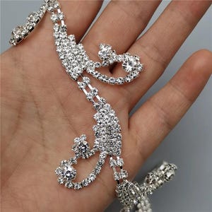 Rhinestone Crystal Chain, 3cm, Flower Diamond Lace Trim Ribbon, Sparkling Gem for Wedding Dresses, Jewelries, and Handmade Decoration Crafts