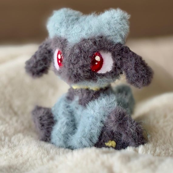 小さな仮面のオオカミ - デジタル編みぐるみパターン - PDF - 英語