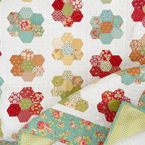 Honey Bee Blooms Quilt Pattern PDF the Pattern Basket Etsy