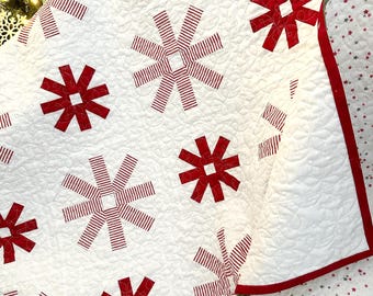 Peppermint Snowflakes | PDF Quilt Pattern | The Pattern Basket