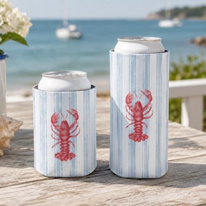 Sommerlicher Getränkekühler mit Hummermotiv | Gestreifte Getränkehülle im Küstenstil Bild 1