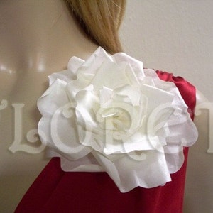 Snow Bride Ivory Rose Wedding Dress Pin Large Bridal Hair Flower image 4