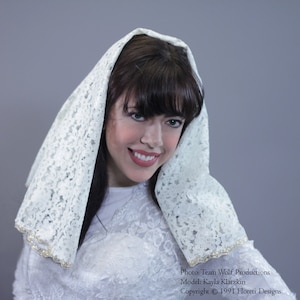 Bridal Mantilla Veil Medium Length Double Layer Detachable Ivory Gold