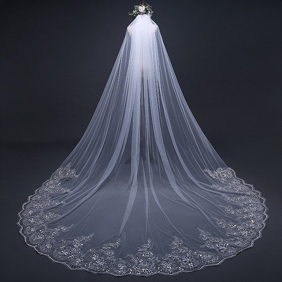 wedding veil long train