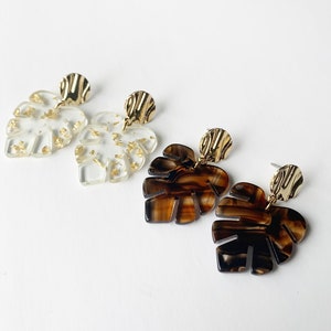 Acrylic Monstera Leaf Earrings: Gold Fleck or Tortoiseshell